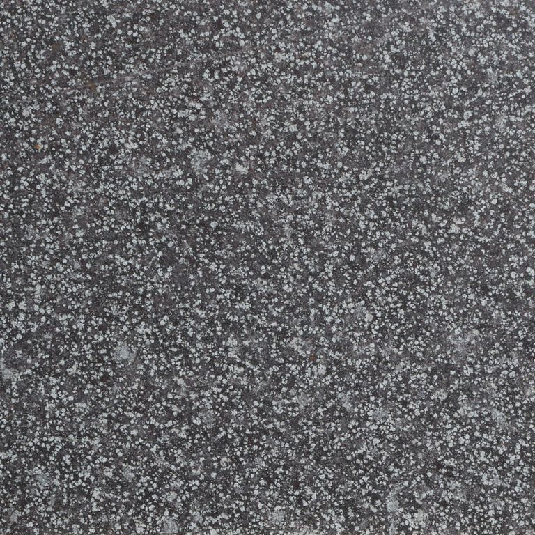 Color/Finish variation image for Basalt - Flor De Camomila. The surface finish shown is polished. The dominant color shown is gray. The color mix creates a cool feeling.
