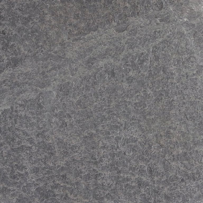 Color/Finish variation image for Iberian Gray Slate. The surface finish shown is flamed.
