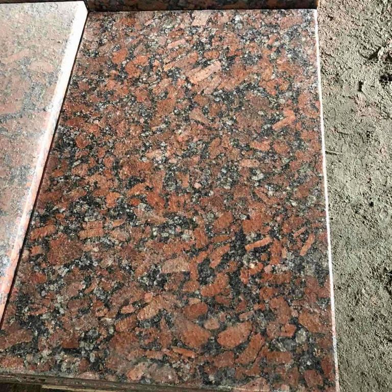 Application image for Granite - Red Crystal. The surface finish shown is flamed. The dominant color shown is red.
