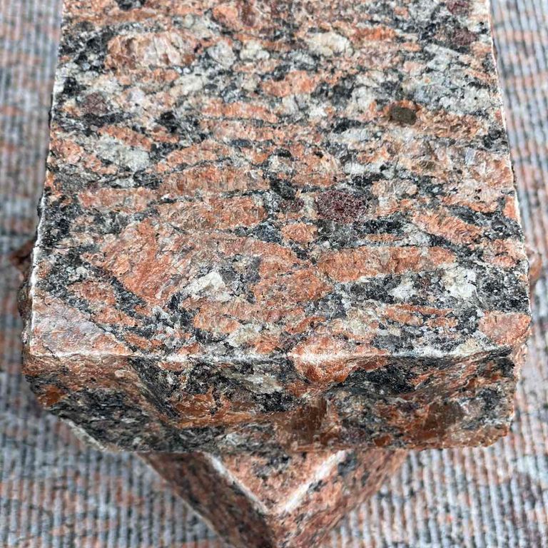 Application image for Granite - Red Crystal. Dominant colors shown are gray and red.