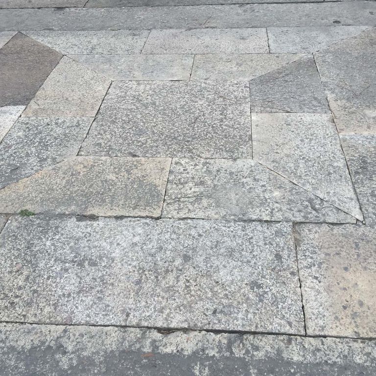 Reclaimed Porphyry Plank Pavers