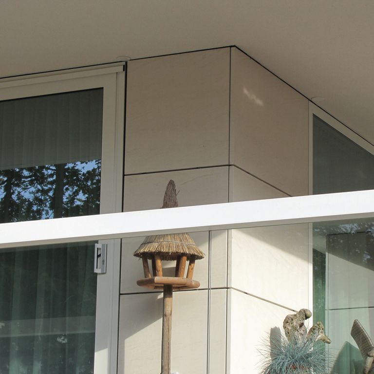 The image shows this material being used in a thin veneer application.