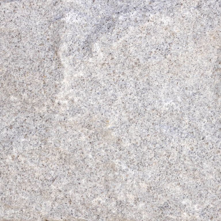 The surface finish shown is split-face. The dominant color shown is gray. The color mix creates a cool feeling. Random, speckled and fine speckled color patterns.