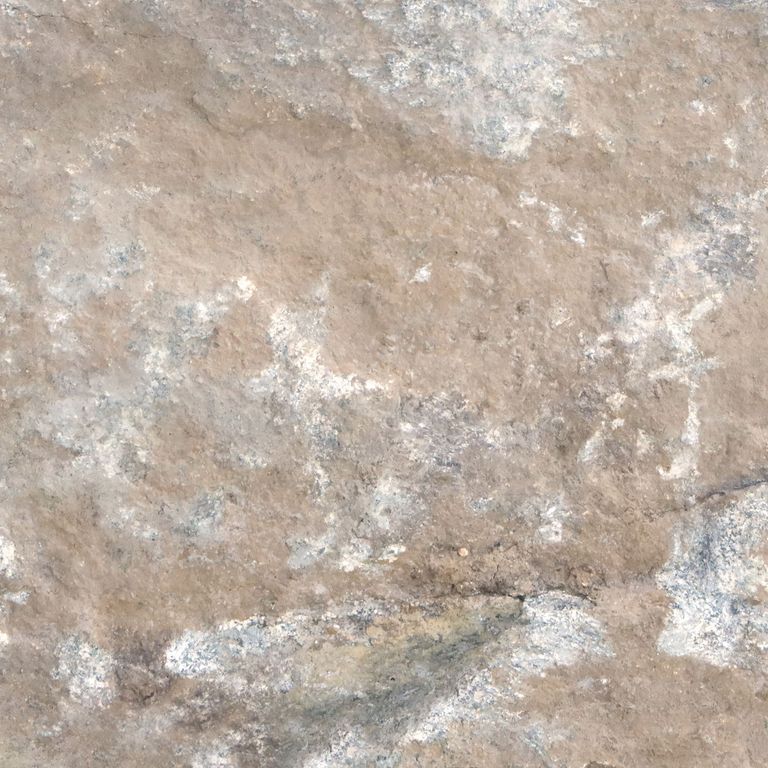 Color/Finish variation image for Fieldstone - Old New England Wall. The surface finish shown is . Dominant colors shown are beige, gray and tan. Random color pattern.