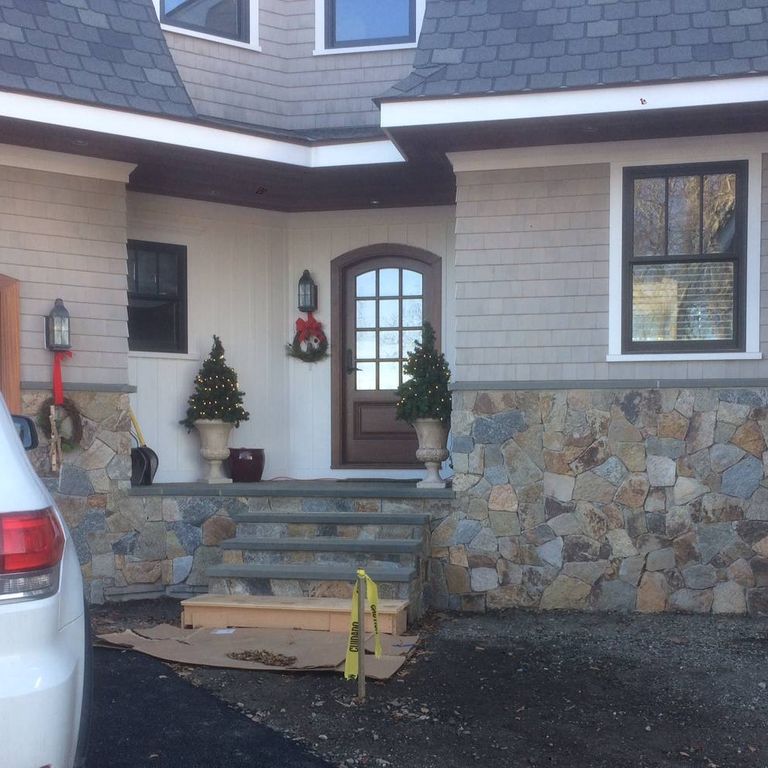 Application image for Granite - Colonial Tan. The image shows this material being used in a thin veneer application.