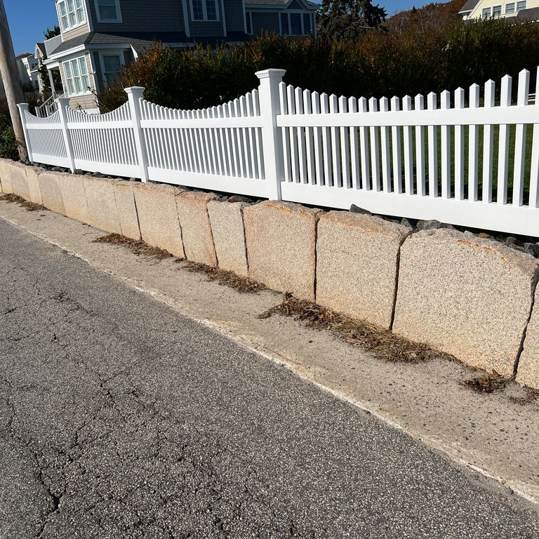 Application image for Granite - Millenium. The image shows this material being used in a retaining wall application. Dominant colors shown are beige and tan. The color mix creates a warm feeling.