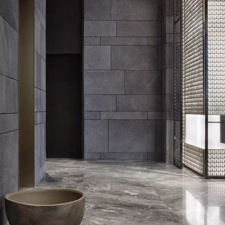 The image shows this material being used in a full bed veneer application.