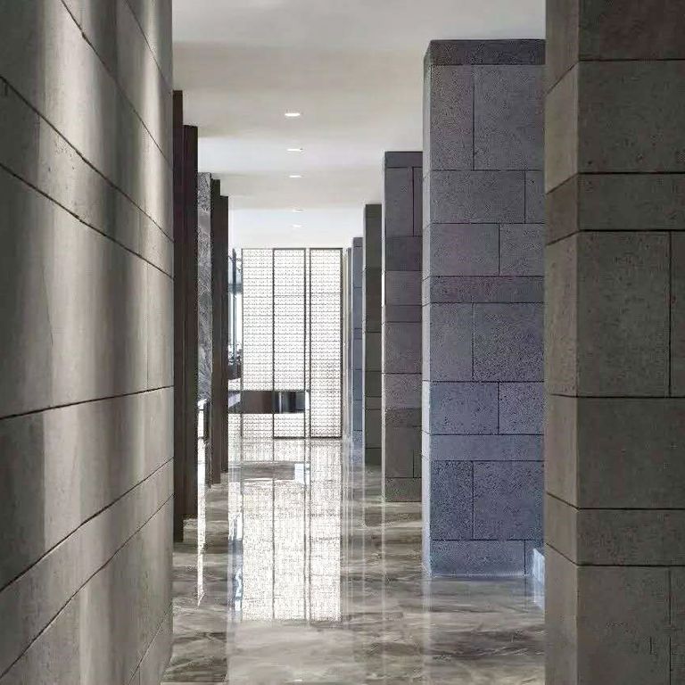 The image shows this material being used in a full bed veneer application.