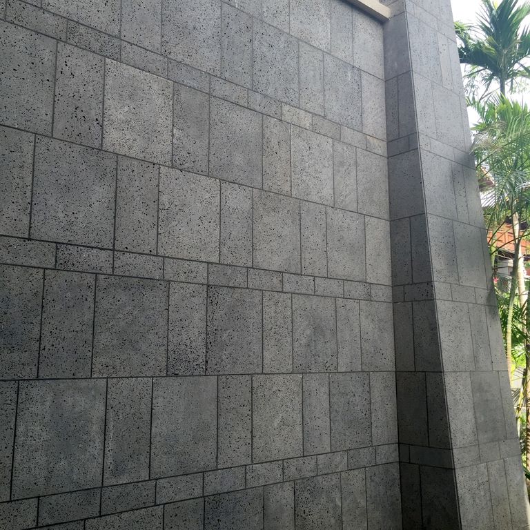 The image shows this material being used in a full bed veneer application.