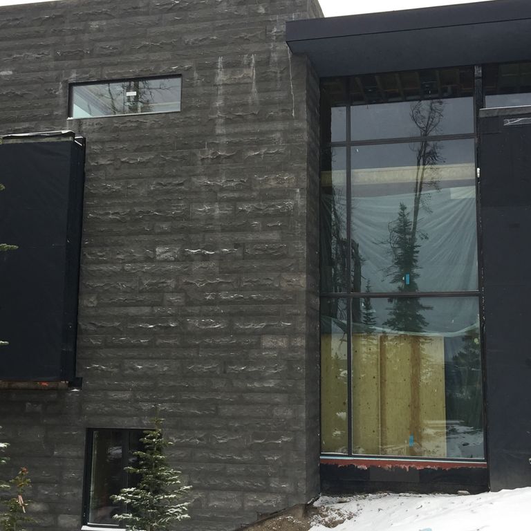 The image shows this material being used for full bed veneer and thin veneer.