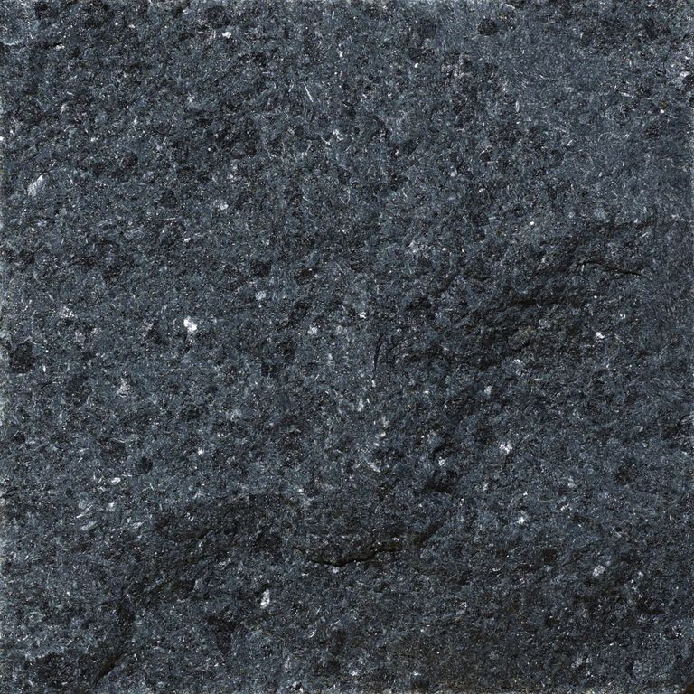 Color/Finish variation image for Granite - Zen Black. The surface finish shown is split-face. The dominant color shown is black. The color mix creates a cool feeling.