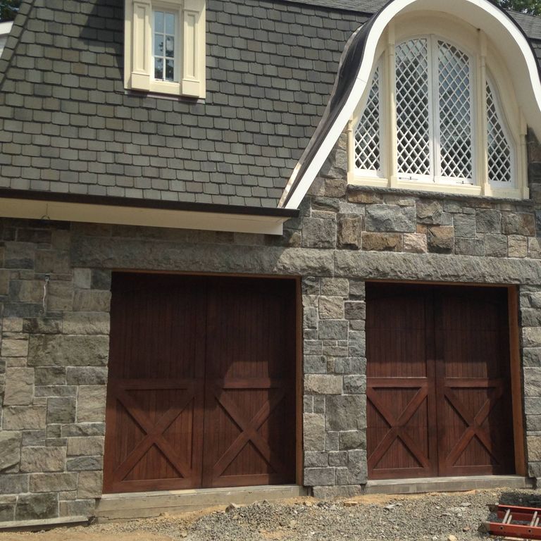 The image shows this material being used in a thin veneer application. Streaked color pattern.