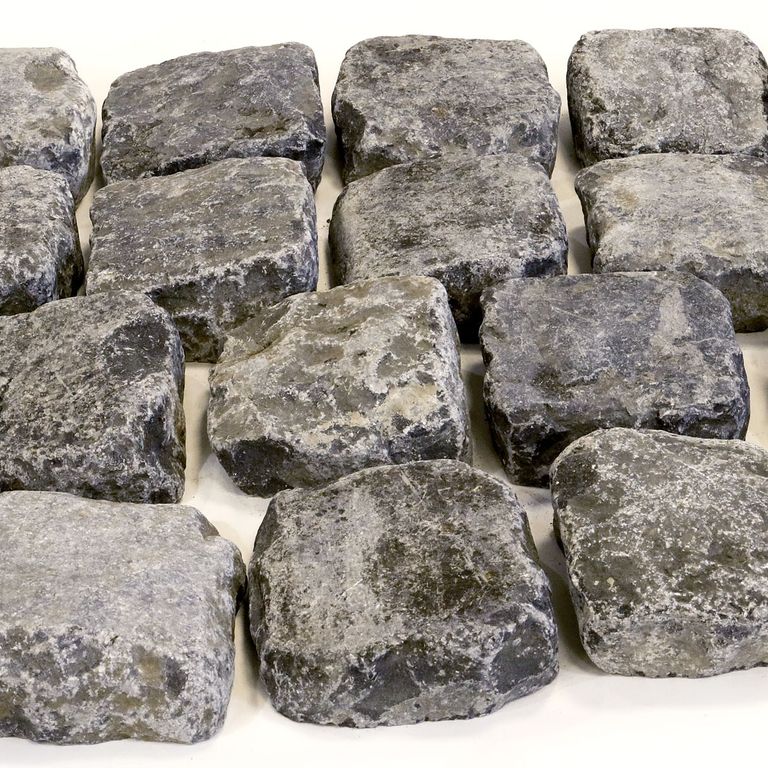Application image for Reclaimed Belgian Bluestone Cobblestones. The surface finish shown is . The dominant color shown is gray. The color mix creates a warm feeling.