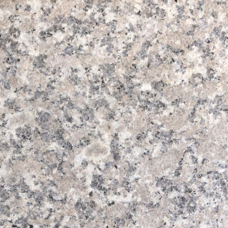 The surface finish shown is flamed. Dominant colors shown are beige and gray. The color mix creates a cool feeling. Coarse speckled color pattern.