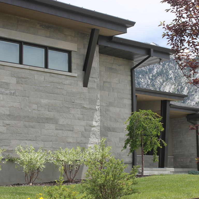 The image shows this material being used for full bed veneer and thin veneer.