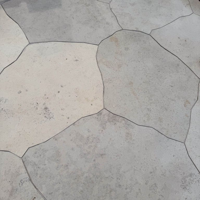 Bavarian Dolomite Gray Limestone - Irregular Pavers - Waterjet Cut Edge
