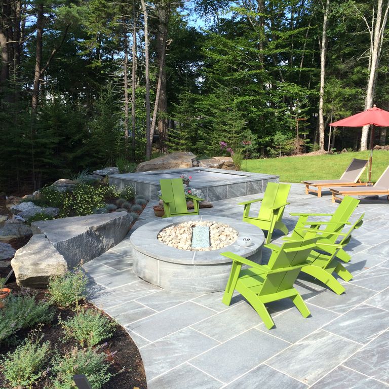 The image shows this product being used in a patio pavers application.