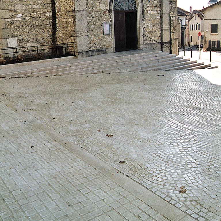 Mountain Hard Beige Limestone - Cobblestone Pavers