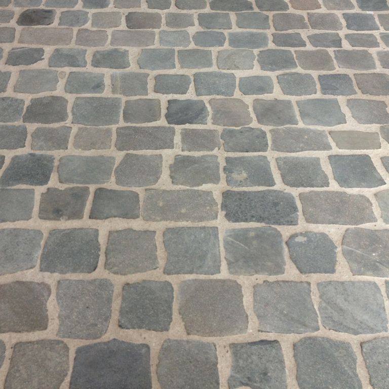 Reclaimed European Porphyry Cobblestones - Square - Flat Surface