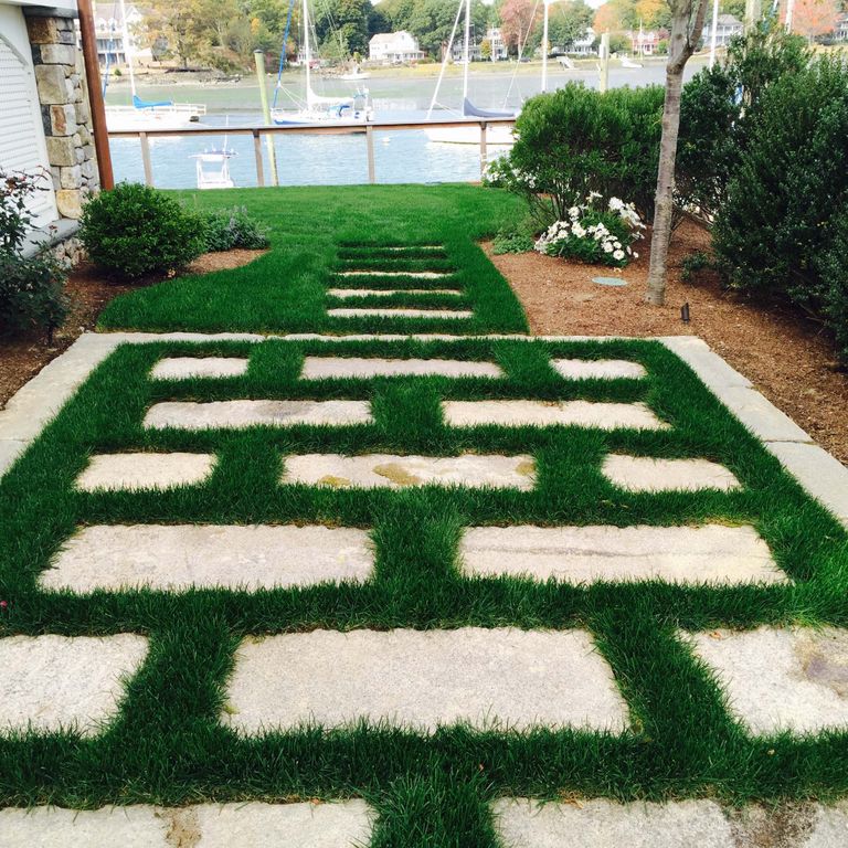 The image shows this product being used in a patio pavers application.