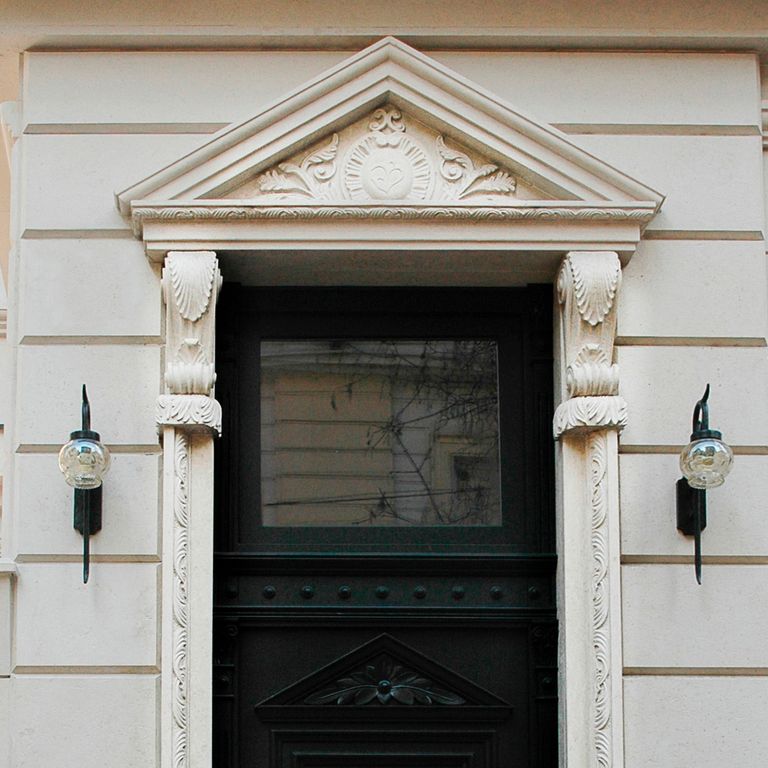 Application image for Mountain Hard Limestone Beige - Architectural Elements. The image shows this product being used in an architectural elements application. This is a building stone for indoor and outdoor commercial and residential applications. Suitable for general use, freeze-thaw conditions and low heat absorption surfaces situations. Moderate to higher on the price spectrum.