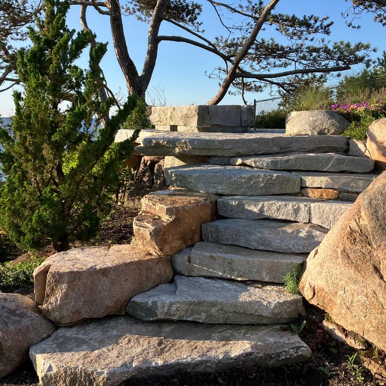 Black Mountain Granite - Live Edge Step