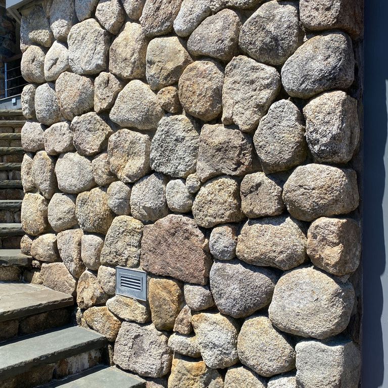 New England Fieldstone Rounds - Veneer