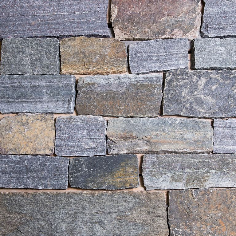 Application image for Granite - Lake Champlain - Veneer. Dominant colors shown are blue and gray.