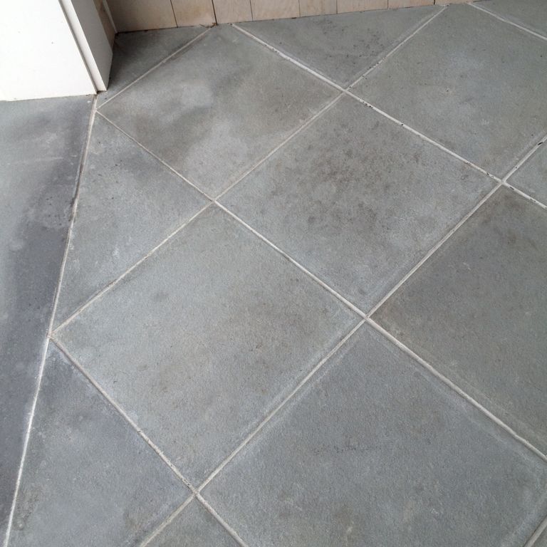 The image shows this product being used for path pavers and landings.