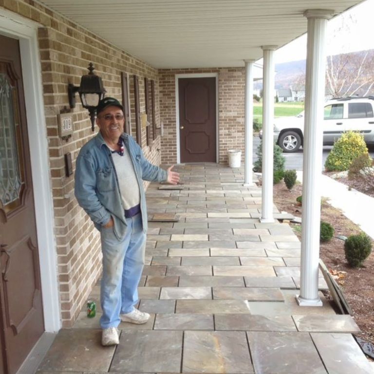 Burgundy/Brown Bluestone - Natural Cleft Pavers