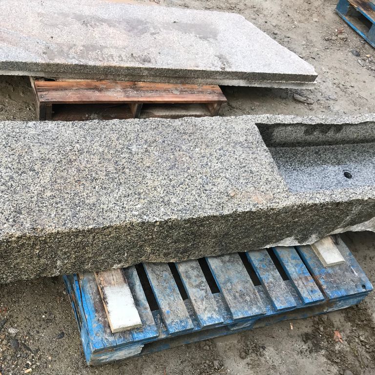 Application image for Reclaimed Granite Sinks. The image shows this product being used in a sinks application. Suitable for general use, freeze-thaw conditions, low heat absorption surfaces and low slipperiness surfaces situations. Moderate to higher on the price spectrum.