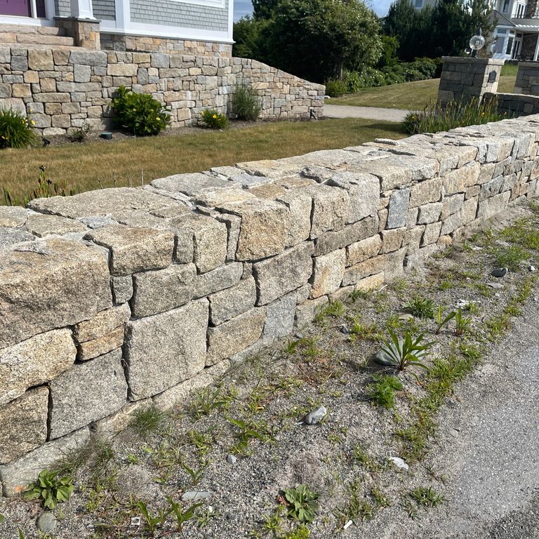 Cape Neddick Clear Granite - Full Bed Veneer