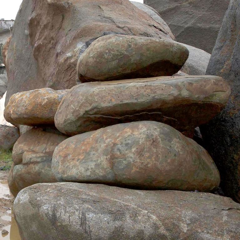Ankar Gray Basalt - Boulders