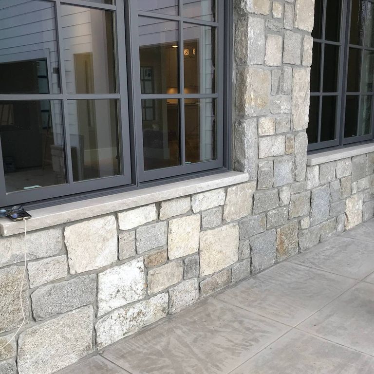 The image shows this product being used for full bed veneer and thin veneer.