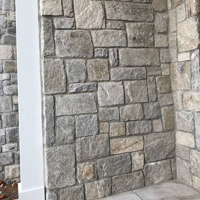 The image shows this product being used for full bed veneer and thin veneer.