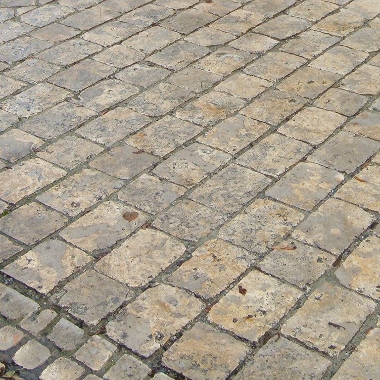 Bavarian Dolomite Gray Limestone - Cobblestones