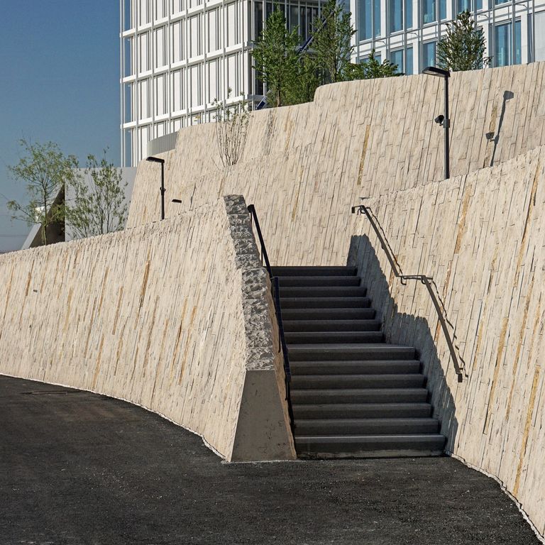 The image shows this product being used for full bed veneer and thin veneer.