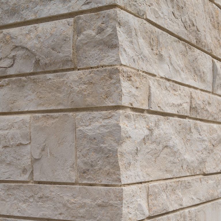 Bavarian Beige Limestone - Cut to Size Splitface Veneer