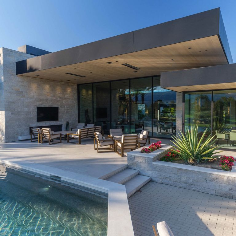 Bavarian Gray Limestone - Pool Deck