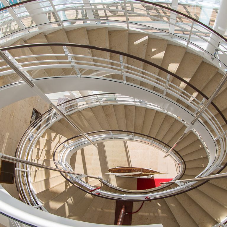 Application image for Bavarian Limestone Gala - Beige - Treads. The image shows this product being used in a treads application. This is a building and landscape stone for indoor and outdoor commercial and residential applications. Suitable for general use, high traffic areas, low slipperiness surfaces and high heel compatibilty situations. Moderate to higher on the price spectrum.