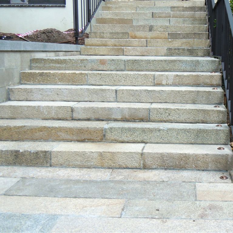 Reclaimed Footworn Granite - Monolithic Steps