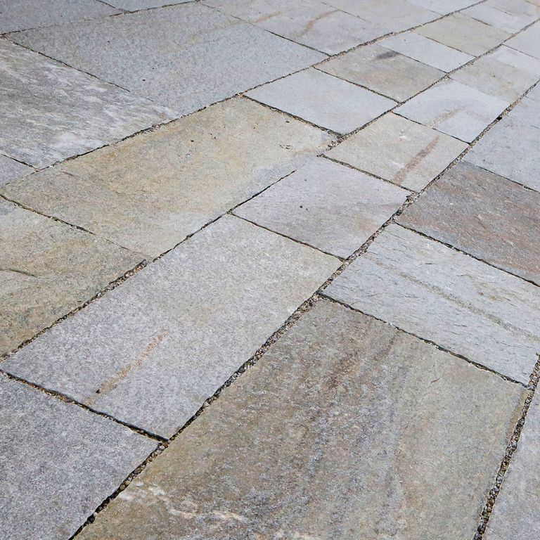 Pietra Italia Full Color Gneiss - Pavers