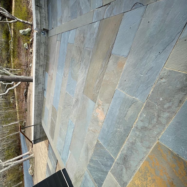 Full Color Bluestone - Natural Cleft Plank Pavers