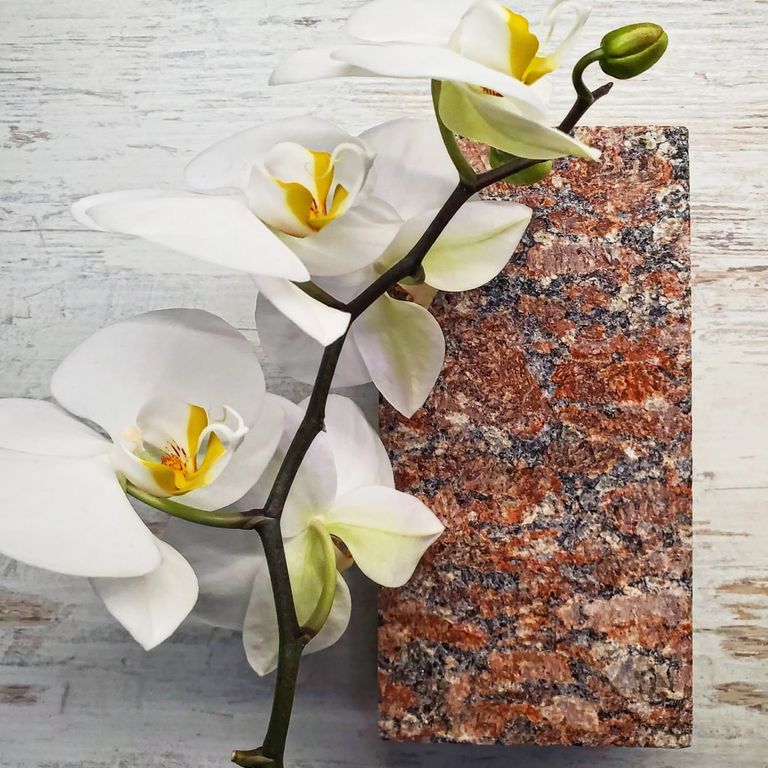 Red Crystal Granite - Cobblestones