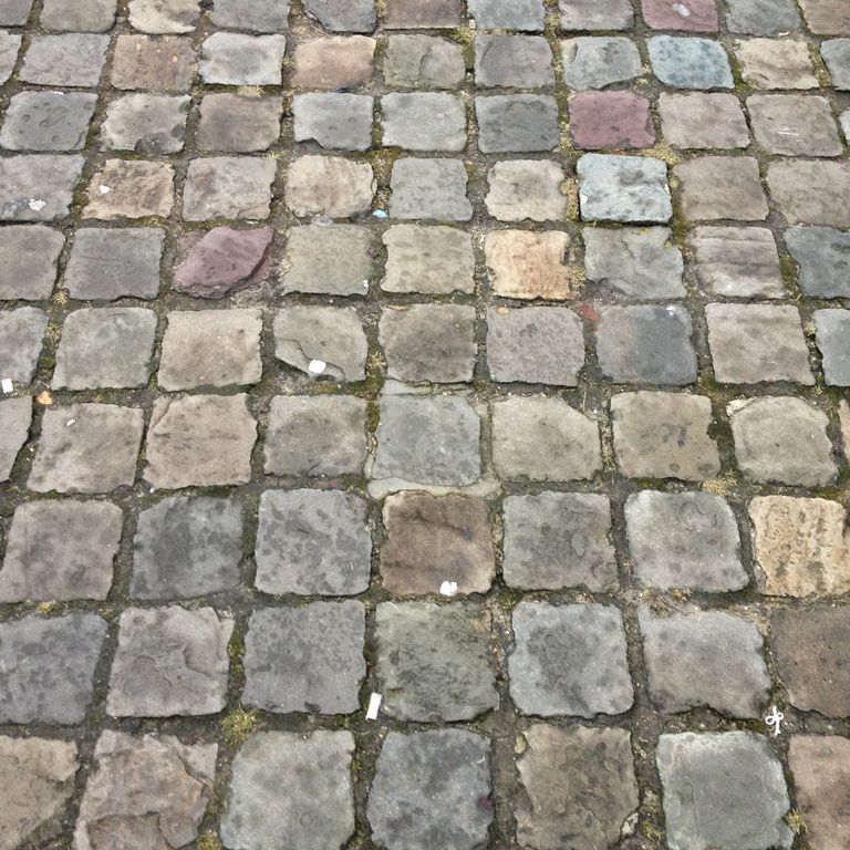 Reclaimed European Sandstone Cobblestones - Square - Worn Surface