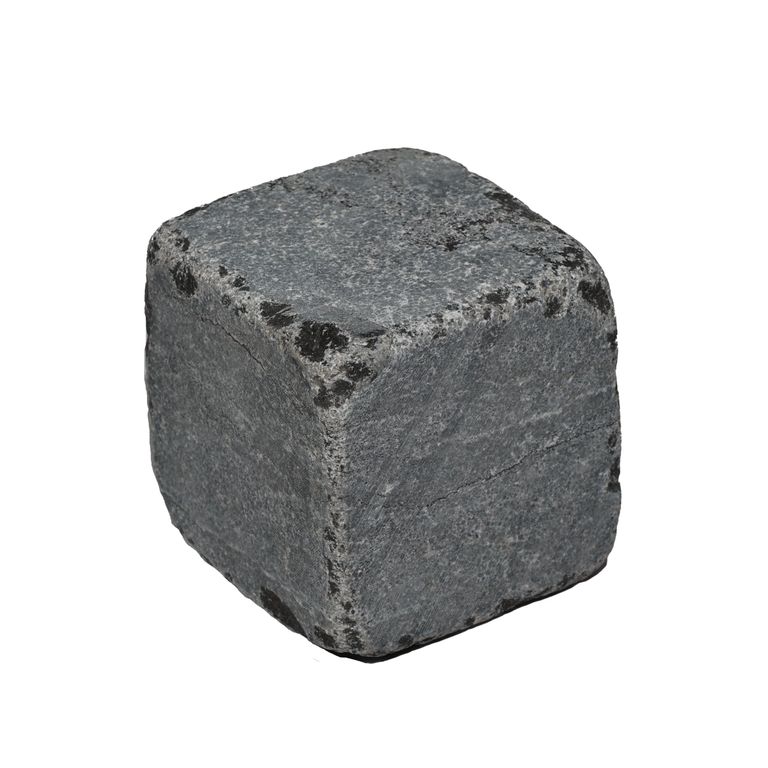 Highland Limestone Cobblestones - Square - Sawn & Tumbled Top, Sawn & Tumbled Sides